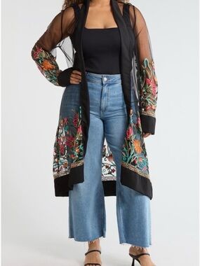 NWT Plus Size Forgotten Grace Floral Embroidered Mesh Duster